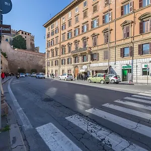 Manfredi House San Pietro Roma